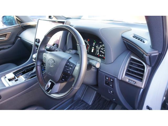 アルファードハイブリッド Ｚ　ＯＰモデリスタエアロ　フロントグリル　イルミルーフスポイラー　ＬＥＤスマートフットライン　マルチカラーインテリイルミ　シグネイチャーイルミ　後席ディスプレイ　ユニバーサルステップ　プレミアムサウンド（24枚目）