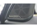 グレカーレ モデナ　フルセグ　３６０カメラ　クリームレザー　エア＆シートヒーター　ステアヒーター　ＳＦサウンド　テックアシスタントＰ　イエローキャリパー　カーボンマクロトウィル　サンルーフ　エアサス　スポーツペダル（6枚目）