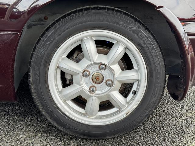 ユーノスロードスター Ｓスペシャル　ＭＡＺＤＡＳＰＥＥＤマフラー　ＨＫＳエアクリ　ＫＴＳ車高調　Ｐｅｒｓｏｎａｌステアリング　ラフィックスクイックリリース　社外エキマニ　純正１４ｉｎＡＷ　ＫＥＮＷＯＯＤナビ（14枚目）