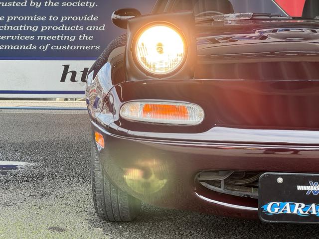 ユーノスロードスター Ｓスペシャル　ＭＡＺＤＡＳＰＥＥＤマフラー　ＨＫＳエアクリ　ＫＴＳ車高調　Ｐｅｒｓｏｎａｌステアリング　ラフィックスクイックリリース　社外エキマニ　純正１４ｉｎＡＷ　ＫＥＮＷＯＯＤナビ（17枚目）