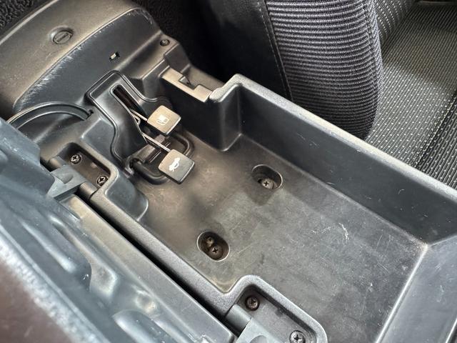 ユーノスロードスター Ｓスペシャル　ＭＡＺＤＡＳＰＥＥＤマフラー　ＨＫＳエアクリ　ＫＴＳ車高調　Ｐｅｒｓｏｎａｌステアリング　ラフィックスクイックリリース　社外エキマニ　純正１４ｉｎＡＷ　ＫＥＮＷＯＯＤナビ（45枚目）