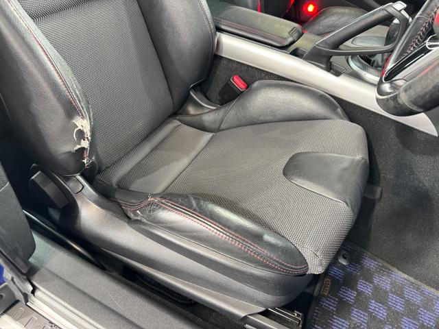 ＲＸ－８ タイプＲＳ　Ｒｍａｇｉｃマフラー　スピリットＲ純正１９ｉｎＡＷ　ＡｕｔｏＥｘｅエアクリ　Ｄｅｆｉ追加メーター（水温・油温・インマニ）　ビルシュタインサスペンション　ＲＳ純正ＲＥＣＡＲＯシート　ＥＴＣ（30枚目）
