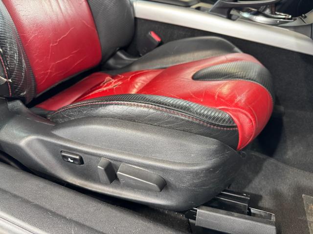 ＲＸ－８ タイプＳ　ＷＥＢＡＲ　Ｓｐｏｒｔｓエアロ　ＭＡＺＤＡＳＰＥＥＤリアスポ＋ハイマウントステー　ＲＳ純正１９ｉｎＡＷ　ＢＬＩＴＺタワーバー　カロッツェリアナビ　ＡｕｔｏＥｘｅステアリング　電動パワーシート（運転席）（34枚目）