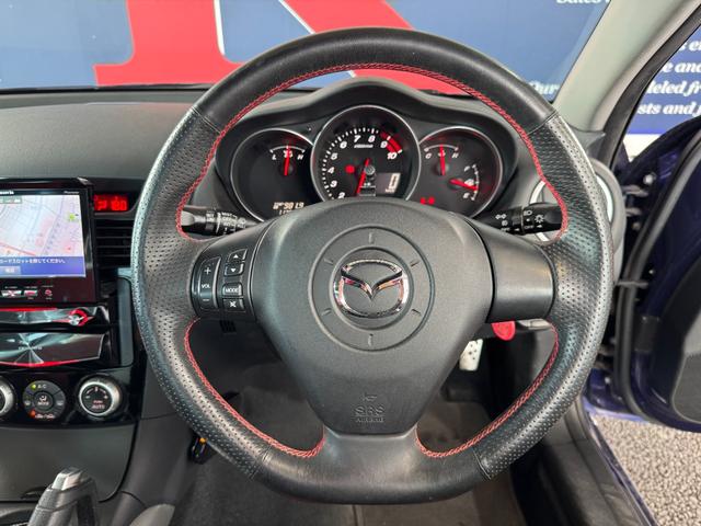 ＲＸ－８ タイプＳ　ＷＥＢＡＲ　Ｓｐｏｒｔｓエアロ　ＭＡＺＤＡＳＰＥＥＤリアスポ＋ハイマウントステー　ＲＳ純正１９ｉｎＡＷ　ＢＬＩＴＺタワーバー　カロッツェリアナビ　ＡｕｔｏＥｘｅステアリング　電動パワーシート（運転席）（38枚目）