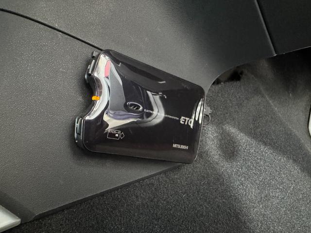 ＲＸ－８ タイプＳ　ＷＥＢＡＲ　Ｓｐｏｒｔｓエアロ　ＭＡＺＤＡＳＰＥＥＤリアスポ＋ハイマウントステー　ＲＳ純正１９ｉｎＡＷ　ＢＬＩＴＺタワーバー　カロッツェリアナビ　ＡｕｔｏＥｘｅステアリング　電動パワーシート（運転席）（44枚目）