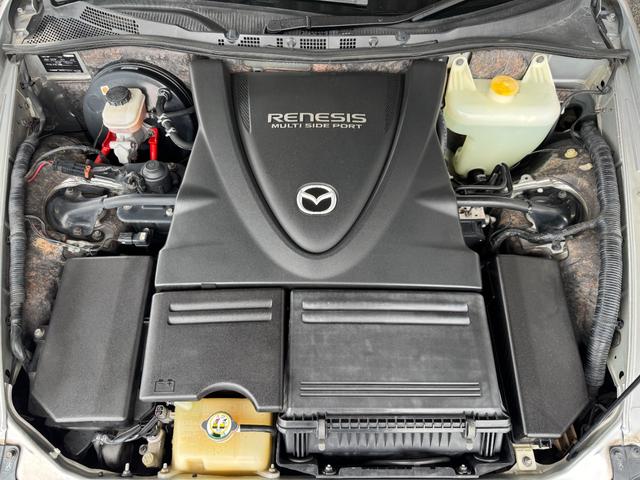 ＲＸ－８ タイプＳ　６ＭＴ　ＡｕｔｏＥｘｅマスターバックブレース・ドアバイザー　純正１８ｉｎＡＷ　カロッツェリアナビ（バックカメラ）　純正オーディオ（ＣＤ／ラジオ）ＢＯＳＥスピーカー　純正マフラー　フォグランプ　ＥＴＣ（3枚目）