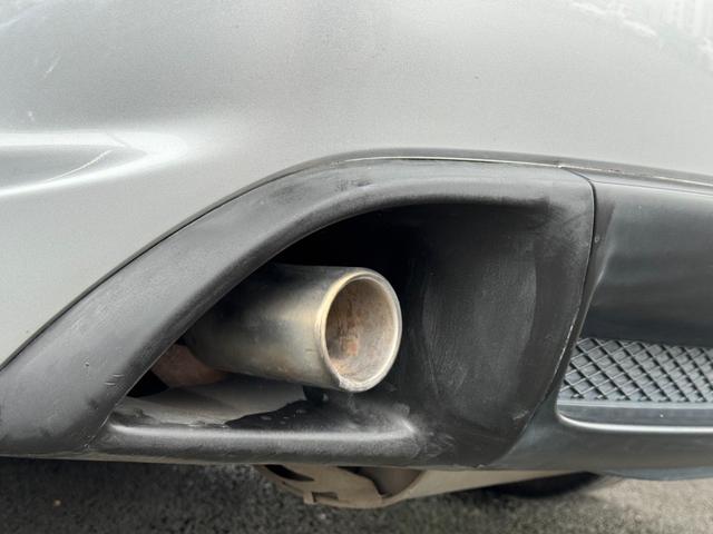 ＲＸ－８ タイプＳ　６ＭＴ　ＡｕｔｏＥｘｅマスターバックブレース・ドアバイザー　純正１８ｉｎＡＷ　カロッツェリアナビ（バックカメラ）　純正オーディオ（ＣＤ／ラジオ）ＢＯＳＥスピーカー　純正マフラー　フォグランプ　ＥＴＣ（8枚目）