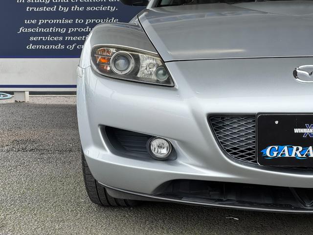 ＲＸ－８ タイプＳ　６ＭＴ　ＡｕｔｏＥｘｅマスターバックブレース・ドアバイザー　純正１８ｉｎＡＷ　カロッツェリアナビ（バックカメラ）　純正オーディオ（ＣＤ／ラジオ）ＢＯＳＥスピーカー　純正マフラー　フォグランプ　ＥＴＣ（15枚目）
