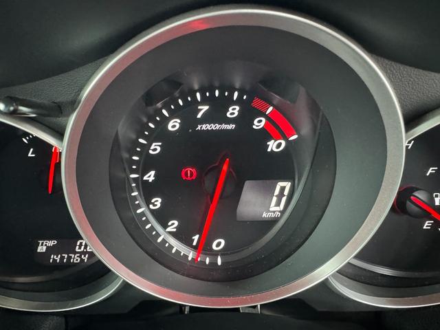 ＲＸ－８ タイプＳ　６ＭＴ　ＡｕｔｏＥｘｅマスターバックブレース・ドアバイザー　純正１８ｉｎＡＷ　カロッツェリアナビ（バックカメラ）　純正オーディオ（ＣＤ／ラジオ）ＢＯＳＥスピーカー　純正マフラー　フォグランプ　ＥＴＣ（39枚目）