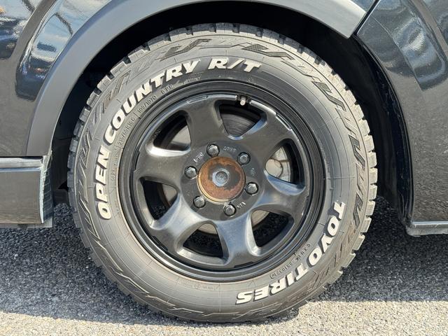 ハイエースバン スーパーＧＬ　ダークプライム　ディーゼル　ＢＲＵＴ１６ｉｎＡＷ　ローダウン　社外フリップダウンモニター　カロッツェリアナビ（ＤＴＶ／Ｂｌｕｅｔｏｏｔｈ／ＤＩＳＣ／バックカメラ）　　両側パワースライドドア　ＬＥＤヘッドライト　ＥＴＣ（58枚目）