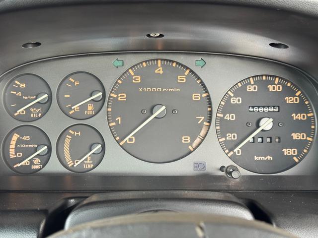 サバンナＲＸ－７ ＧＴ－Ｘ　Ｒｍａｇｉｃマフラー　ＪＩＣ車高調　ガナドールミラー　純正ドアバイザー　社外タワーバー　Ｇｒｅｄｄｙブーストコントローラー　ＢＬＩＴＺブーストメーター　Ｒ３２用１６ｉｎＡＷ　オーディオ（ラジオ／ＣＤ）（38枚目）