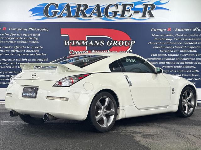 フェアレディZ ベースグレード ロッソモデロマフラー NISMOリアウイング 純正18inAW カロッツェリアナビ(FM/CD) Yupiteruポータブルナビ(地デジ) 社外クリアテール ETC2.0(2枚目)