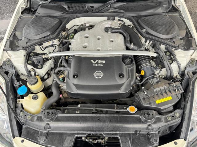 フェアレディZ ベースグレード ロッソモデロマフラー NISMOリアウイング 純正18inAW カロッツェリアナビ(FM/CD) Yupiteruポータブルナビ(地デジ) 社外クリアテール ETC2.0(3枚目)