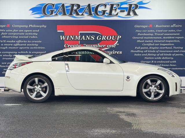 フェアレディZ ベースグレード ロッソモデロマフラー NISMOリアウイング 純正18inAW カロッツェリアナビ(FM/CD) Yupiteruポータブルナビ(地デジ) 社外クリアテール ETC2.0(6枚目)