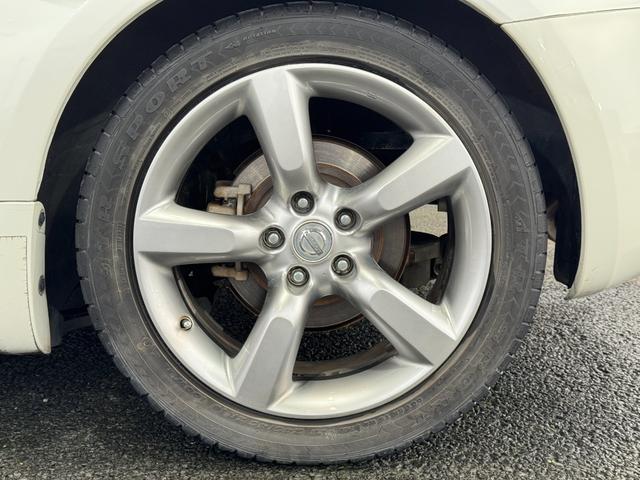 フェアレディZ ベースグレード ロッソモデロマフラー NISMOリアウイング 純正18inAW カロッツェリアナビ(FM/CD) Yupiteruポータブルナビ(地デジ) 社外クリアテール ETC2.0(14枚目)