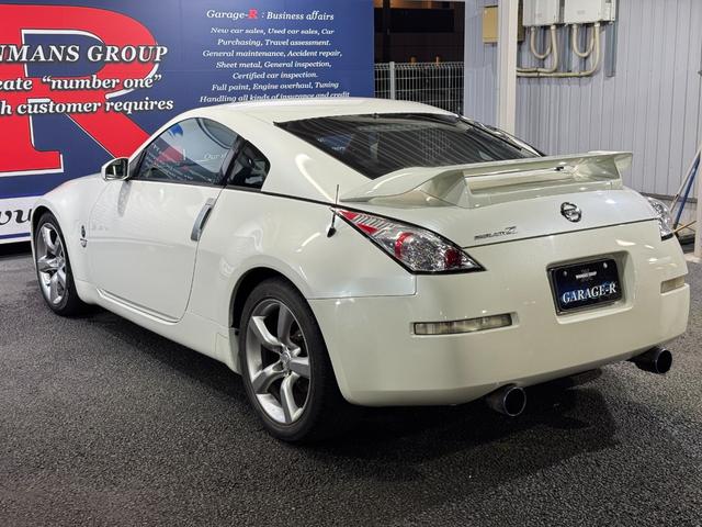 フェアレディZ ベースグレード ロッソモデロマフラー NISMOリアウイング 純正18inAW カロッツェリアナビ(FM/CD) Yupiteruポータブルナビ(地デジ) 社外クリアテール ETC2.0(17枚目)