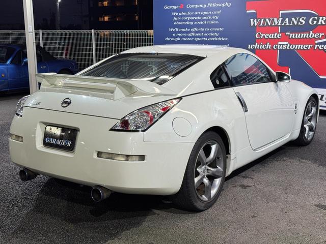 フェアレディZ ベースグレード ロッソモデロマフラー NISMOリアウイング 純正18inAW カロッツェリアナビ(FM/CD) Yupiteruポータブルナビ(地デジ) 社外クリアテール ETC2.0(19枚目)