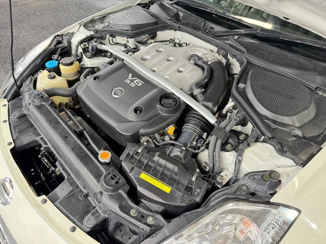 フェアレディZ ベースグレード ロッソモデロマフラー NISMOリアウイング 純正18inAW カロッツェリアナビ(FM/CD) Yupiteruポータブルナビ(地デジ) 社外クリアテール ETC2.0(25枚目)