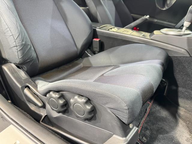 フェアレディZ ベースグレード ロッソモデロマフラー NISMOリアウイング 純正18inAW カロッツェリアナビ(FM/CD) Yupiteruポータブルナビ(地デジ) 社外クリアテール ETC2.0(29枚目)