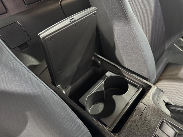 フェアレディZ ベースグレード ロッソモデロマフラー NISMOリアウイング 純正18inAW カロッツェリアナビ(FM/CD) Yupiteruポータブルナビ(地デジ) 社外クリアテール ETC2.0(45枚目)