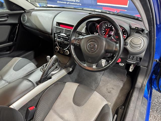 RX-8 タイプS 純正18inAW 純正マフラー 純正オーディオ(AM/FM/CD) 社外ドライブレコーダー ETC キーレス フロントフォグランプ 社外シフトノブ(27枚目)