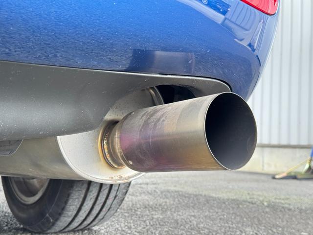 RX-7 タイプRバサースト ワンオーナー AutoExeマフラー 純正フロントリップ・リアスポ AutoExeカーボンエアインテーク 純正車高調 純正16inAW 純正NARDIステアリング フロントフォグランプ 純正オーディオ(11枚目)
