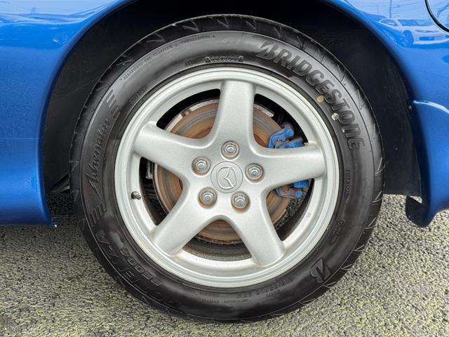 RX-7 タイプRバサースト ワンオーナー AutoExeマフラー 純正フロントリップ・リアスポ AutoExeカーボンエアインテーク 純正車高調 純正16inAW 純正NARDIステアリング フロントフォグランプ 純正オーディオ(16枚目)