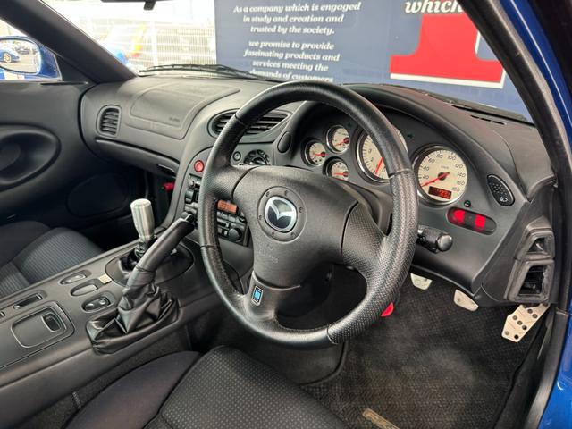 RX-7 タイプRバサースト ワンオーナー AutoExeマフラー 純正フロントリップ・リアスポ AutoExeカーボンエアインテーク 純正車高調 純正16inAW 純正NARDIステアリング フロントフォグランプ 純正オーディオ(34枚目)