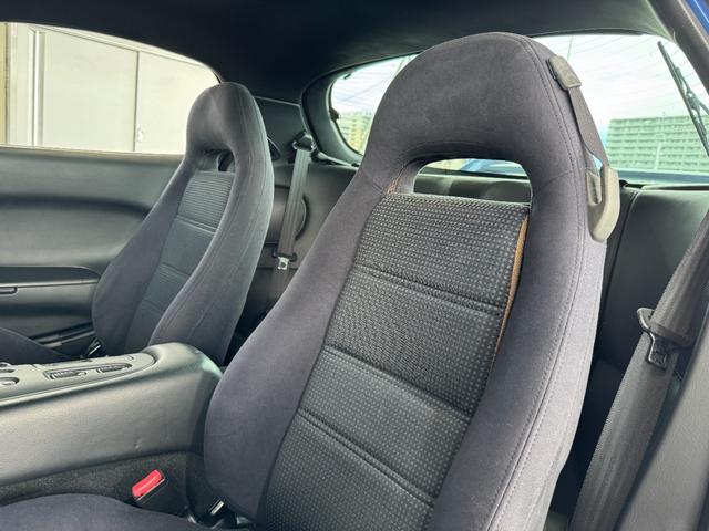 RX-7 タイプRバサースト ワンオーナー AutoExeマフラー 純正フロントリップ・リアスポ AutoExeカーボンエアインテーク 純正車高調 純正16inAW 純正NARDIステアリング フロントフォグランプ 純正オーディオ(38枚目)