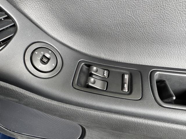 RX-7 タイプRバサースト ワンオーナー AutoExeマフラー 純正フロントリップ・リアスポ AutoExeカーボンエアインテーク 純正車高調 純正16inAW 純正NARDIステアリング フロントフォグランプ 純正オーディオ(52枚目)