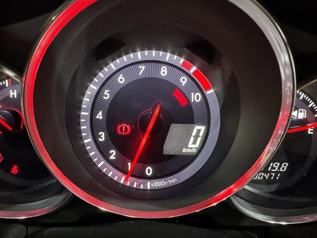 ＲＸ－８ タイプＲＳ　ビルシュタイン車高調　タイプＲＳ純正１９ｉｎＡＷ　純正ＲＥＣＡＲＯセミバケ　純正オーディオ（ＣＤ／ラジオ）　ＢＯＳＥサウンド　純正リアスポイラー　社外シフトノブ　Ｙｕｐｉｔｅｒｕドラレコ　ＥＴＣ（42枚目）