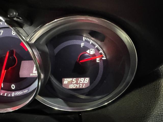 ＲＸ－８ タイプＲＳ　ビルシュタイン車高調　タイプＲＳ純正１９ｉｎＡＷ　純正ＲＥＣＡＲＯセミバケ　純正オーディオ（ＣＤ／ラジオ）　ＢＯＳＥサウンド　純正リアスポイラー　社外シフトノブ　Ｙｕｐｉｔｅｒｕドラレコ　ＥＴＣ（43枚目）