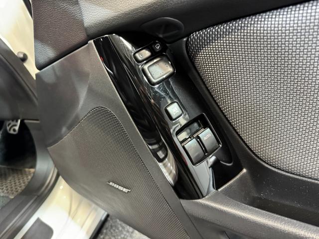 ＲＸ－８ タイプＲＳ　ビルシュタイン車高調　タイプＲＳ純正１９ｉｎＡＷ　純正ＲＥＣＡＲＯセミバケ　純正オーディオ（ＣＤ／ラジオ）　ＢＯＳＥサウンド　純正リアスポイラー　社外シフトノブ　Ｙｕｐｉｔｅｒｕドラレコ　ＥＴＣ（58枚目）