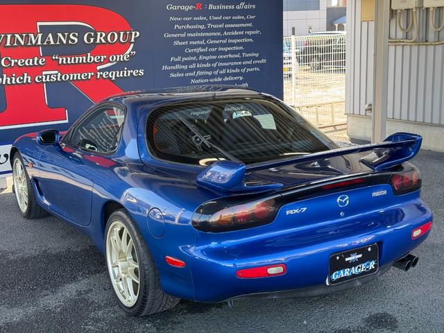 ＲＸ－７ タイプＲＢ　Ｓパッケージ　ＷＯＲＫ　ＥＭＯＴＩＯＮ　１８ｉｎＡＷ　Ｄｅｆｉ　ＤＩＮ－Ｇａｕｇｅ　ＫＥＮＷＯＯＤオーディオ（ＣＤ／ラジオ／ＢＴ）　ＭＯＭＯステアリング　ＭＯＭＯシフトノブ　純正マフラー　ＥＴＣ（22枚目）