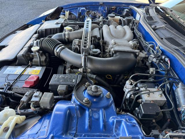 ＲＸ－７ タイプＲＢ　Ｓパッケージ　ＷＯＲＫ　ＥＭＯＴＩＯＮ　１８ｉｎＡＷ　Ｄｅｆｉ　ＤＩＮ－Ｇａｕｇｅ　ＫＥＮＷＯＯＤオーディオ（ＣＤ／ラジオ／ＢＴ）　ＭＯＭＯステアリング　ＭＯＭＯシフトノブ　純正マフラー　ＥＴＣ（27枚目）