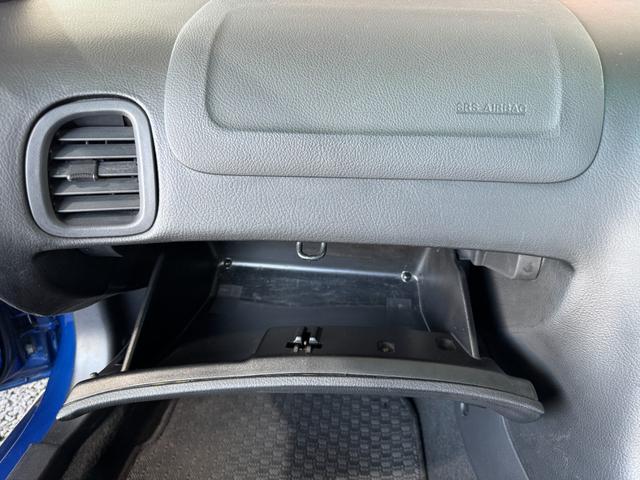 ＲＸ－７ タイプＲＢ　Ｓパッケージ　ＷＯＲＫ　ＥＭＯＴＩＯＮ　１８ｉｎＡＷ　Ｄｅｆｉ　ＤＩＮ－Ｇａｕｇｅ　ＫＥＮＷＯＯＤオーディオ（ＣＤ／ラジオ／ＢＴ）　ＭＯＭＯステアリング　ＭＯＭＯシフトノブ　純正マフラー　ＥＴＣ（47枚目）