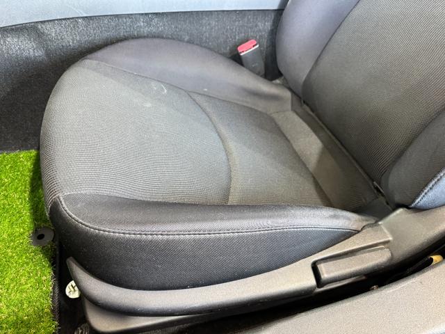 ロードスター ＲＳ　ＡｕｔｏＥｘｅフロントバンパー　ＴＲＵＳＴエキマニ／キャタライザー　ビルシュタイン車高調　社外マフラー　ＨＫＳエアクリ　ＣＵＳＣＯタワーバー　純正１６ｉｎＡＷ　ＭＯＭＯステ　カロッツェリアナビ　ＥＴＣ（32枚目）