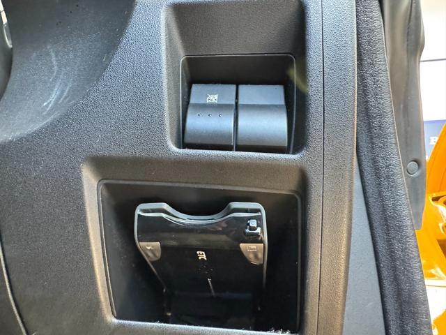 ロードスター ＲＳ　ＡｕｔｏＥｘｅフロントバンパー　ＴＲＵＳＴエキマニ／キャタライザー　ビルシュタイン車高調　社外マフラー　ＨＫＳエアクリ　ＣＵＳＣＯタワーバー　純正１６ｉｎＡＷ　ＭＯＭＯステ　カロッツェリアナビ　ＥＴＣ（38枚目）