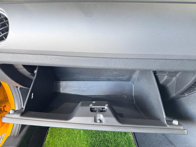 ロードスター ＲＳ　ＡｕｔｏＥｘｅフロントバンパー　ＴＲＵＳＴエキマニ／キャタライザー　ビルシュタイン車高調　社外マフラー　ＨＫＳエアクリ　ＣＵＳＣＯタワーバー　純正１６ｉｎＡＷ　ＭＯＭＯステ　カロッツェリアナビ　ＥＴＣ（48枚目）