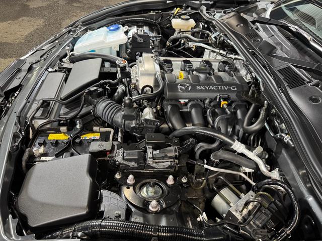 ロードスター Ｓスペシャルパッケージ　ＢＢＳ１６ｉｎＡＷ　ＡｕｔｏＥｘｅフロントアンダースポイラー／リアサイドカウル／車高調／ステアリング　Ｇｒｅｄｄｙボンネットダンパー　マツダコネクトナビ　ＢＯＳＥサウンド　シートヒーター　ＥＴＣ（27枚目）