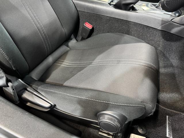 ロードスター Ｓスペシャルパッケージ　ＢＢＳ１６ｉｎＡＷ　ＡｕｔｏＥｘｅフロントアンダースポイラー／リアサイドカウル／車高調／ステアリング　Ｇｒｅｄｄｙボンネットダンパー　マツダコネクトナビ　ＢＯＳＥサウンド　シートヒーター　ＥＴＣ（33枚目）