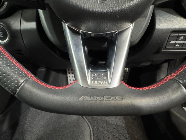 ロードスター Ｓスペシャルパッケージ　ＢＢＳ１６ｉｎＡＷ　ＡｕｔｏＥｘｅフロントアンダースポイラー／リアサイドカウル／車高調／ステアリング　Ｇｒｅｄｄｙボンネットダンパー　マツダコネクトナビ　ＢＯＳＥサウンド　シートヒーター　ＥＴＣ（38枚目）