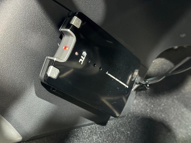 ＲＸ－８ タイプＳ　ＭＡＺＤＡＳＰＥＥＤフロントバンパー　社外マフラー　社外サイドディフレクター　ＬＯＸＡＲＮＹ１９ｉｎＡＷ　ｃａｒｒｏｚｚｅｒｉａナビ（ラジオ／ＤＴＶ／ＣＤ）　前後ドラレコ　ＲＡＺＯシフトノブ（54枚目）