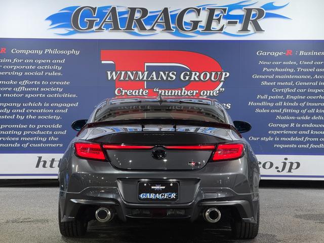 ＧＲ８６ ＲＺ　ＳＡＲＤカーボンウイング　ＩＮＴＥＣテールランプ　ＧＲフルエアロ（フロントスポイラー／サイドスカート／リヤバンパースポイラー）　ＨＫＳマフラー　ＧＲパフォーマンスダンパー　ＨＫＳエアクリーナー（7枚目）