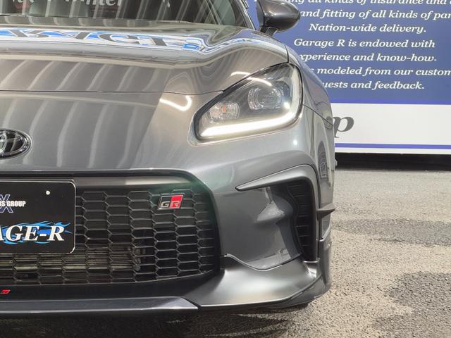 ＧＲ８６ ＲＺ　ＳＡＲＤカーボンウイング　ＩＮＴＥＣテールランプ　ＧＲフルエアロ（フロントスポイラー／サイドスカート／リヤバンパースポイラー）　ＨＫＳマフラー　ＧＲパフォーマンスダンパー　ＨＫＳエアクリーナー（16枚目）