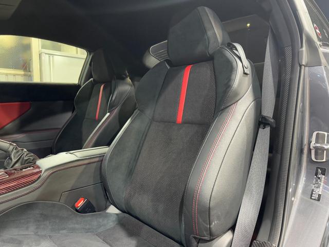 ＧＲ８６ ＲＺ　ＳＡＲＤカーボンウイング　ＩＮＴＥＣテールランプ　ＧＲフルエアロ（フロントスポイラー／サイドスカート／リヤバンパースポイラー）　ＨＫＳマフラー　ＧＲパフォーマンスダンパー　ＨＫＳエアクリーナー（43枚目）