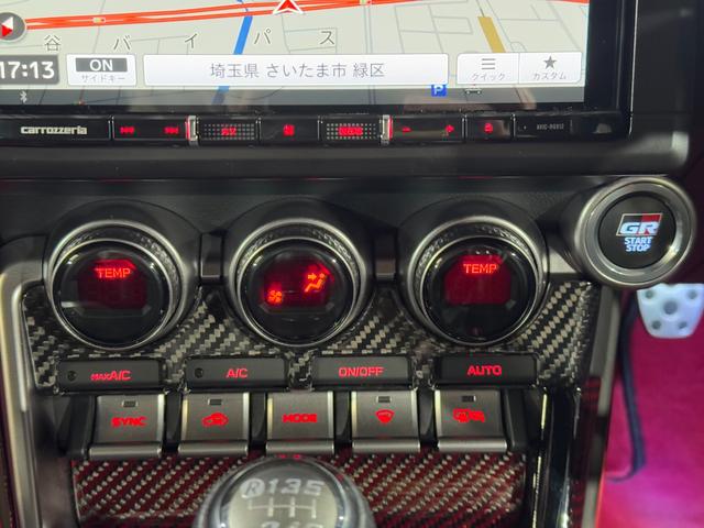 ＧＲ８６ ＲＺ　ＳＡＲＤカーボンウイング　ＩＮＴＥＣテールランプ　ＧＲフルエアロ（フロントスポイラー／サイドスカート／リヤバンパースポイラー）　ＨＫＳマフラー　ＧＲパフォーマンスダンパー　ＨＫＳエアクリーナー（60枚目）