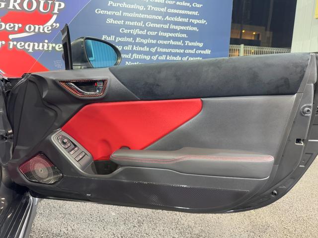 ＧＲ８６ ＲＺ　ＳＡＲＤカーボンウイング　ＩＮＴＥＣテールランプ　ＧＲフルエアロ（フロントスポイラー／サイドスカート／リヤバンパースポイラー）　ＨＫＳマフラー　ＧＲパフォーマンスダンパー　ＨＫＳエアクリーナー（70枚目）