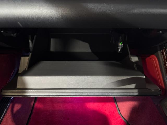 ＧＲ８６ ＲＺ　ＳＡＲＤカーボンウイング　ＩＮＴＥＣテールランプ　ＧＲフルエアロ（フロントスポイラー／サイドスカート／リヤバンパースポイラー）　ＨＫＳマフラー　ＧＲパフォーマンスダンパー　ＨＫＳエアクリーナー（72枚目）