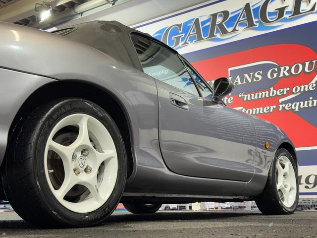 ロードスター ＮＲ－Ａ　ロールケージ　ビルシュタインショック　純正ＥＮＫＥＩ製１５ｉｎＡＷ　純正マフラー　ＢＯＳＥスピーカー　オーディオ　キーレス　ＥＴＣ（9枚目）